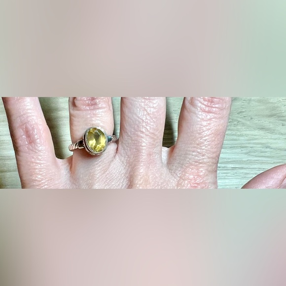 Vintage Designer Signed M ID Sterling Silver Twisted Cable Citrine Ring, Size 5 - Picture 9 of 11